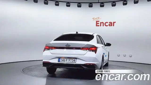 Hyundai The New Avante Hybrid 2023 — ფოტო 24/30