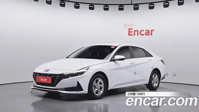 Hyundai Avante 2023 — Photo 1/20