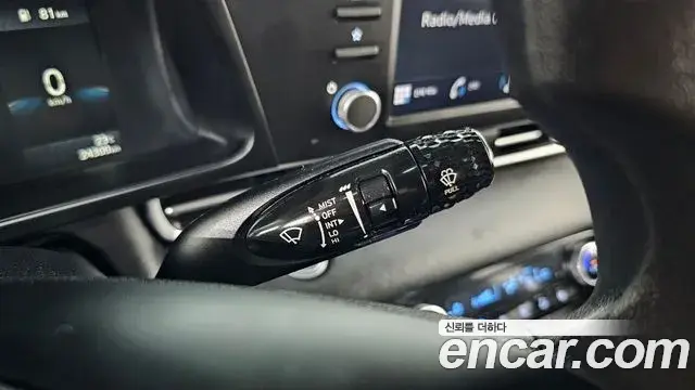 Hyundai Avante 2023 — Photo 19/20