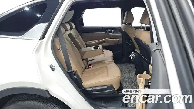 Kia Sorento 2025 — Фото 12/20