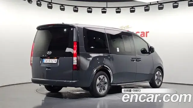 Hyundai Staria 2026 — ფოტო 17/30