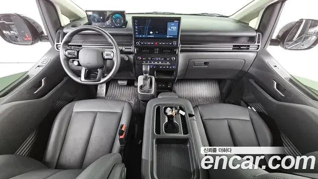Hyundai Staria 2026 — ფოტო 15/30