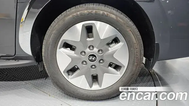 Hyundai Staria 2026 — ფოტო 13/30