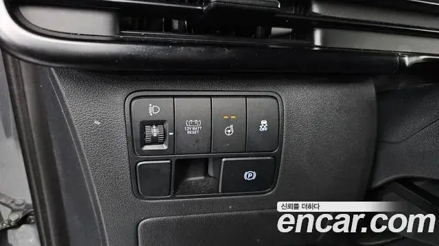 Hyundai Staria 2026 — ფოტო 23/30