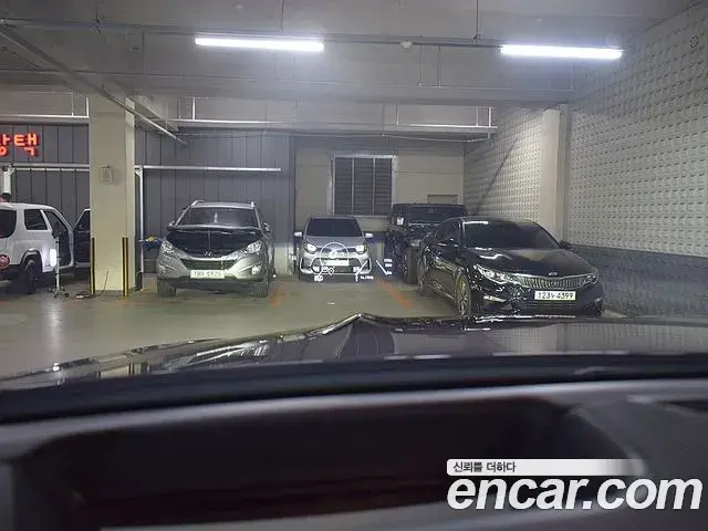 Mercedes-Benz GLS-Class 2022 — Photo 17/20