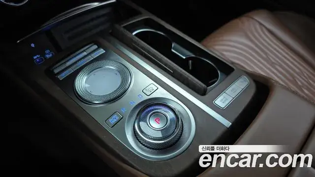 Genesis G80 2020 — ფოტო 11/33