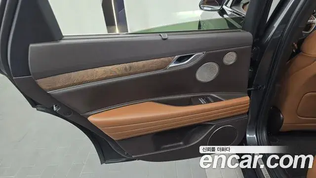 Genesis G80 2020 — ფოტო 14/33
