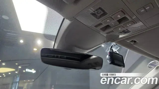 Volkswagen Tiguan 2018 — ფოტო 29/36