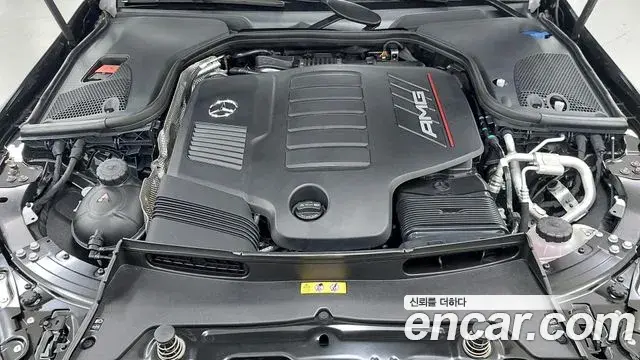 Mercedes-Benz AMG GT 2025 — ფოტო 16/20