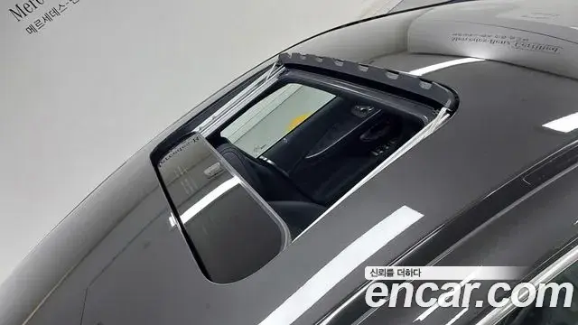 Mercedes-Benz AMG GT 2025 — ფოტო 11/20