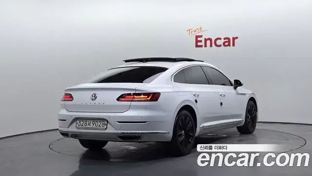 Volkswagen Arteon 2019 — Photo 9/20