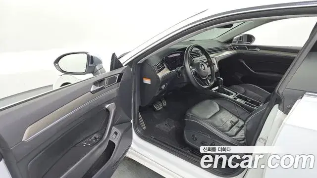 Volkswagen Arteon 2019 — Photo 2/20