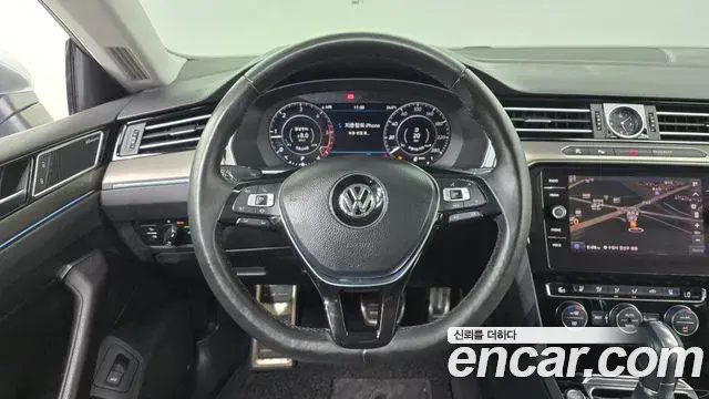 Volkswagen Arteon 2019 — Photo 10/20