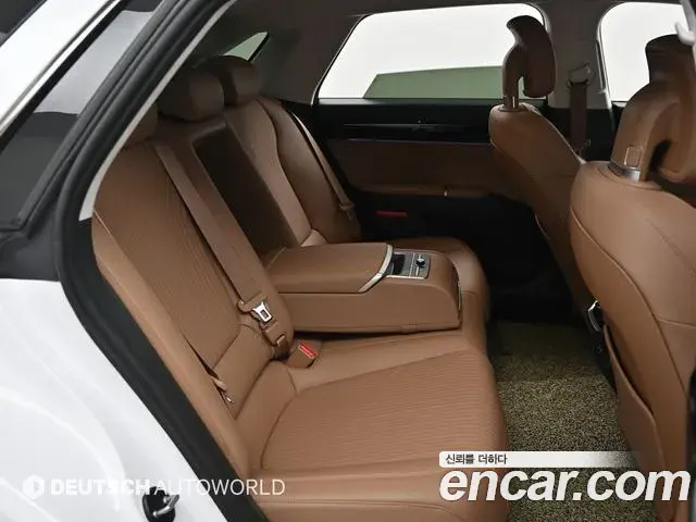 Hyundai Grandeur Hybrid 2023 — ფოტო 7/20
