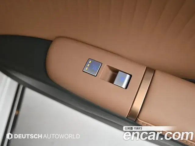 Hyundai Grandeur Hybrid 2023 — ფოტო 16/20