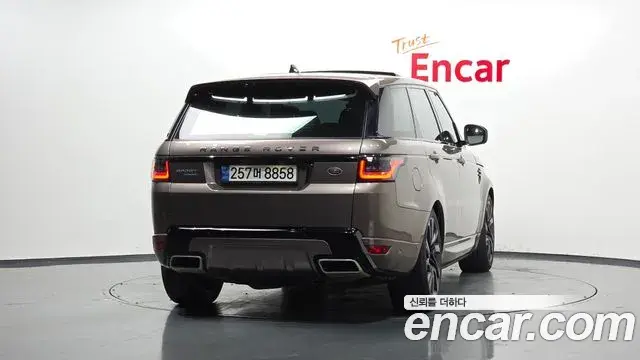 Land Rover Range Rover Sport 2018 — Şəkil 6/20