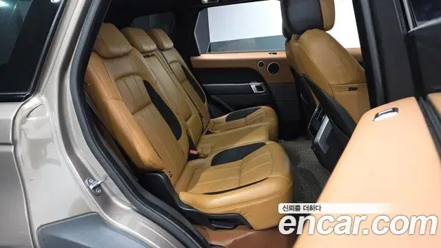 Land Rover Range Rover Sport 2018 — Şəkil 19/20