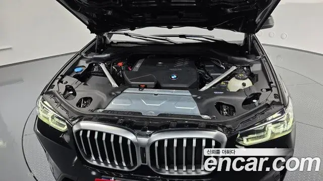 BMW X3 2022 — ფოტო 25/36