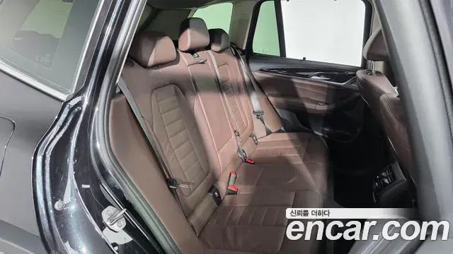 BMW X3 2022 — ფოტო 1/36