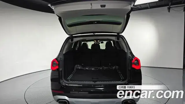 BMW X3 2022 — ფოტო 23/36