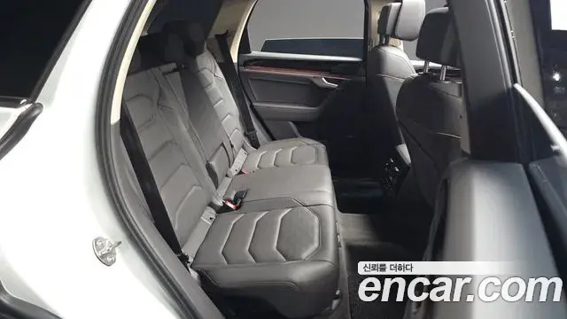 Volkswagen Touareg 2023 — Photo 25/33