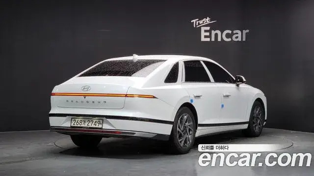 Hyundai Grandeur Hybrid 2024 — Photo 13/34
