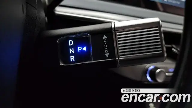 Hyundai Grandeur Hybrid 2024 — Photo 26/34