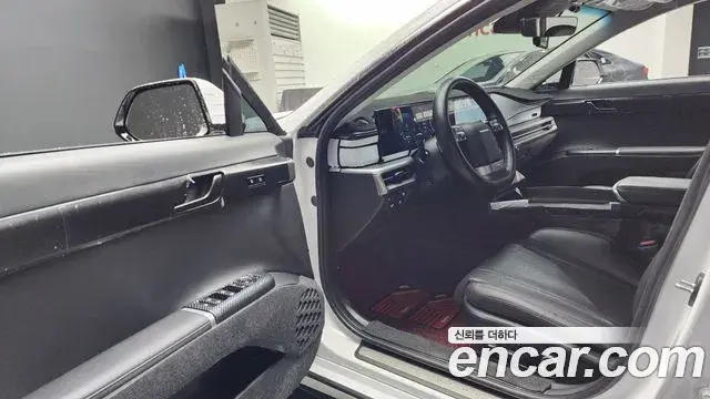 Hyundai Grandeur Hybrid 2024 — Photo 21/34