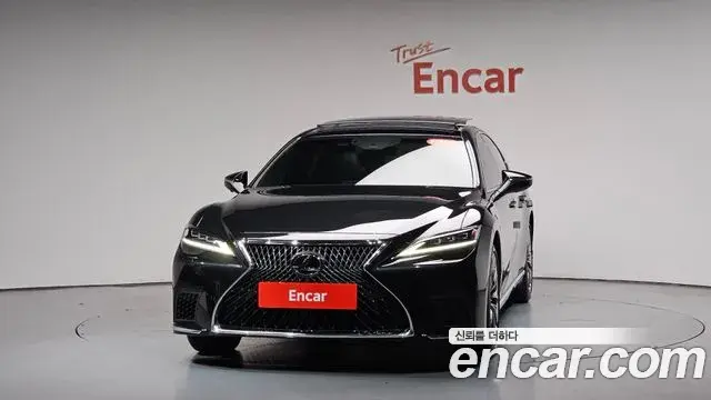 Lexus LS500 2022 — Şəkil 16/43