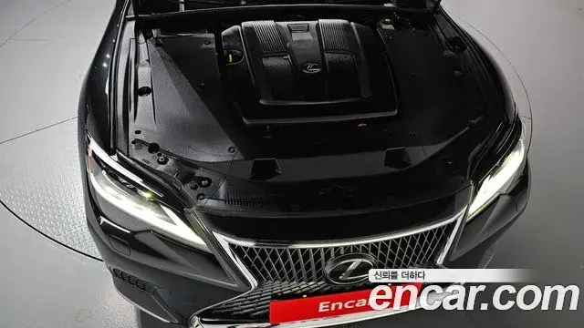 Lexus LS500 2022 — Şəkil 18/43