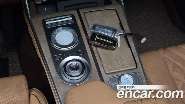Genesis GV80 2021 — ფოტო 31/31