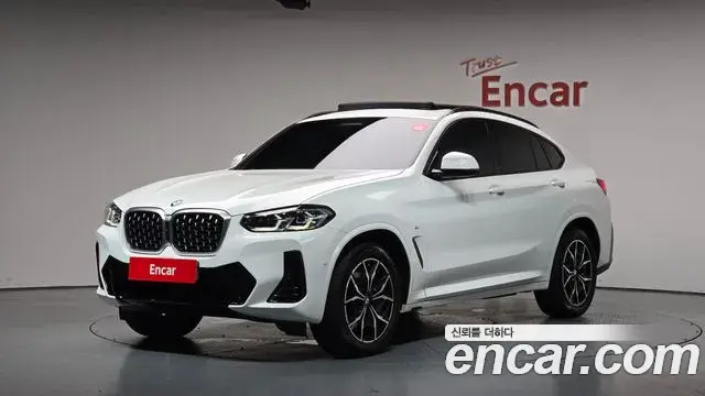 BMW X4 2023 — Фото 1/20