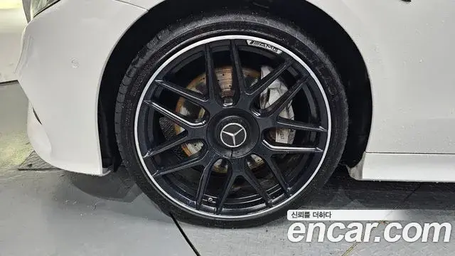 Mercedes-Benz E-Class 2019 — Фото 5/20