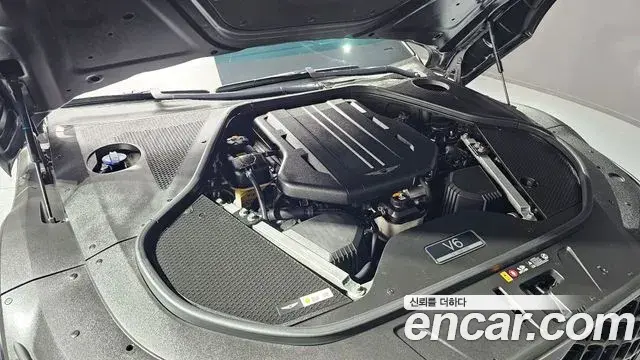 Genesis G90 2022 — Photo 7/33