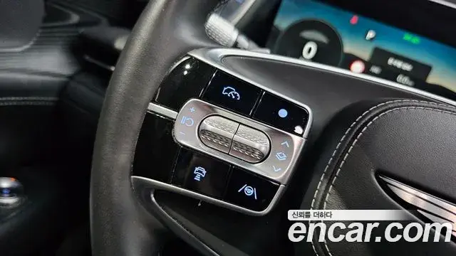 Genesis G90 2022 — Photo 10/33