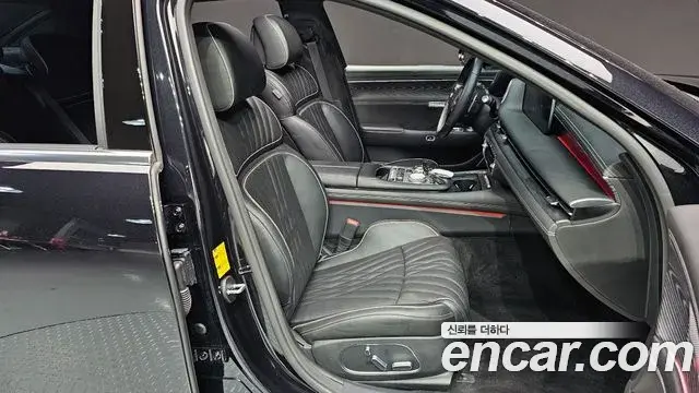 Genesis G90 2022 — Photo 9/33