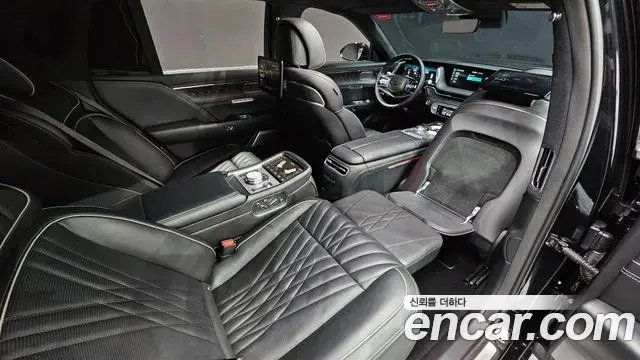 Genesis G90 2022 — Photo 26/33