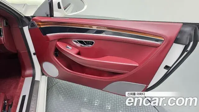 Bentley Continental GT 2019 — Şəkil 19/34