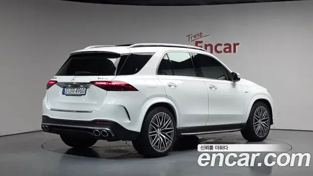 Mercedes-Benz GLE-Class 2025 — Photo 18/37