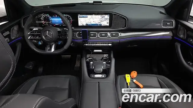 Mercedes-Benz GLE-Class 2025 — Photo 16/37