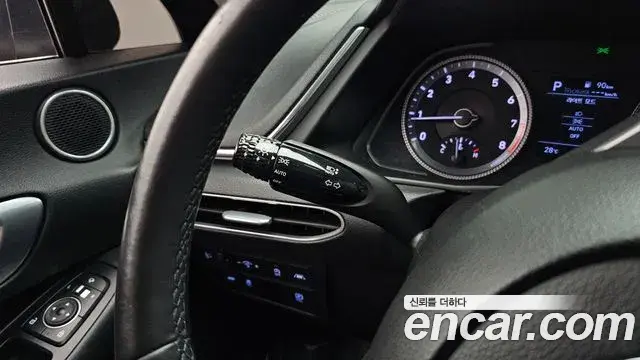 Hyundai Sonata Hybrid 2019 — Şəkil 24/34