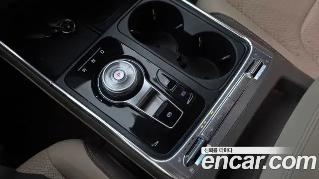 Kia Carnival 2024 — Фото 9/20