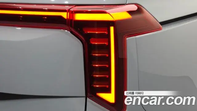 Kia Carnival 2024 — Şəkil 6/35