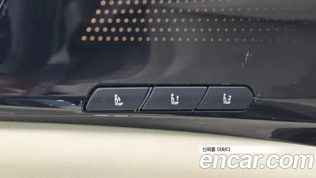 Kia Carnival 2024 — Şəkil 8/35