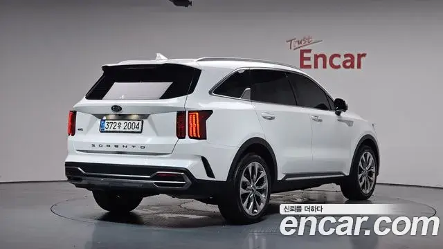 Kia Sorento 2021 — Photo 2/20