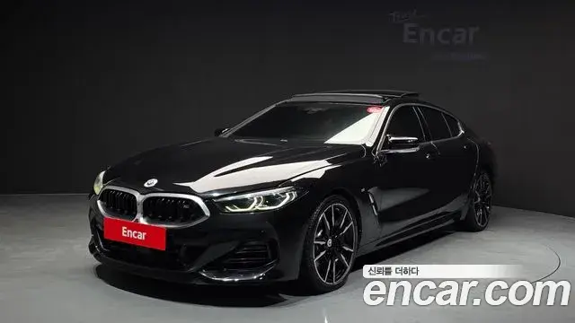 BMW 8 Series 2022 — ფოტო 16/34