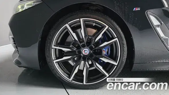 BMW 8 Series 2022 — ფოტო 34/34