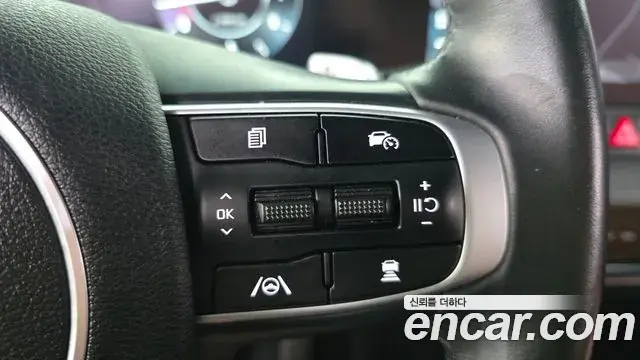Kia Sportage 2022 — Фото 15/20