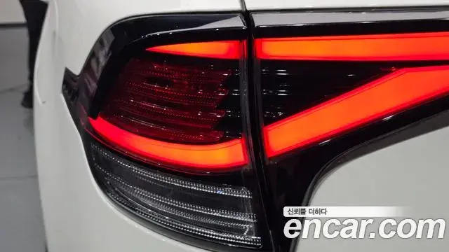 Kia Sportage 2021 — ფოტო 4/35