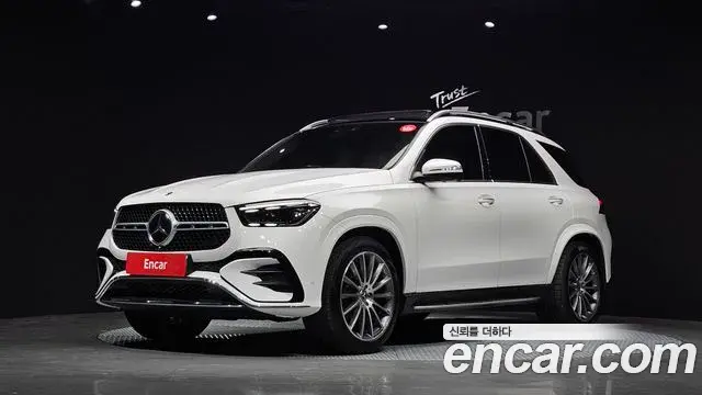 Mercedes-Benz GLE-Class 2024 — Фото 1/20